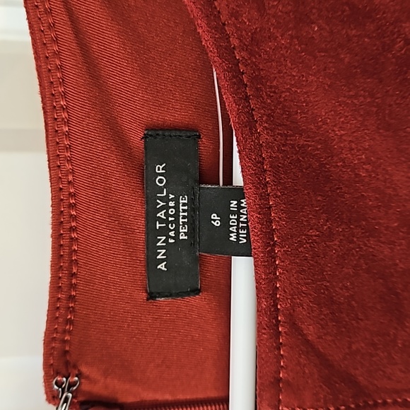 NEW Ann Taylor Dress - Picture 2 of 7